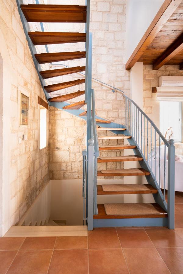 Beachfront Villa Turquoise With Private Pool, Bbq And Ping Pong Table Chania  Exterior photo
