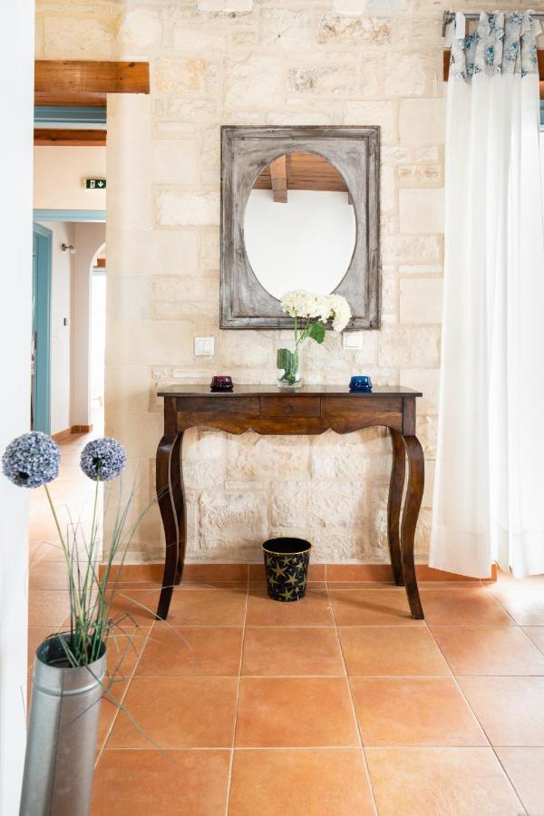 Beachfront Villa Turquoise With Private Pool, Bbq And Ping Pong Table Chania  Exterior photo